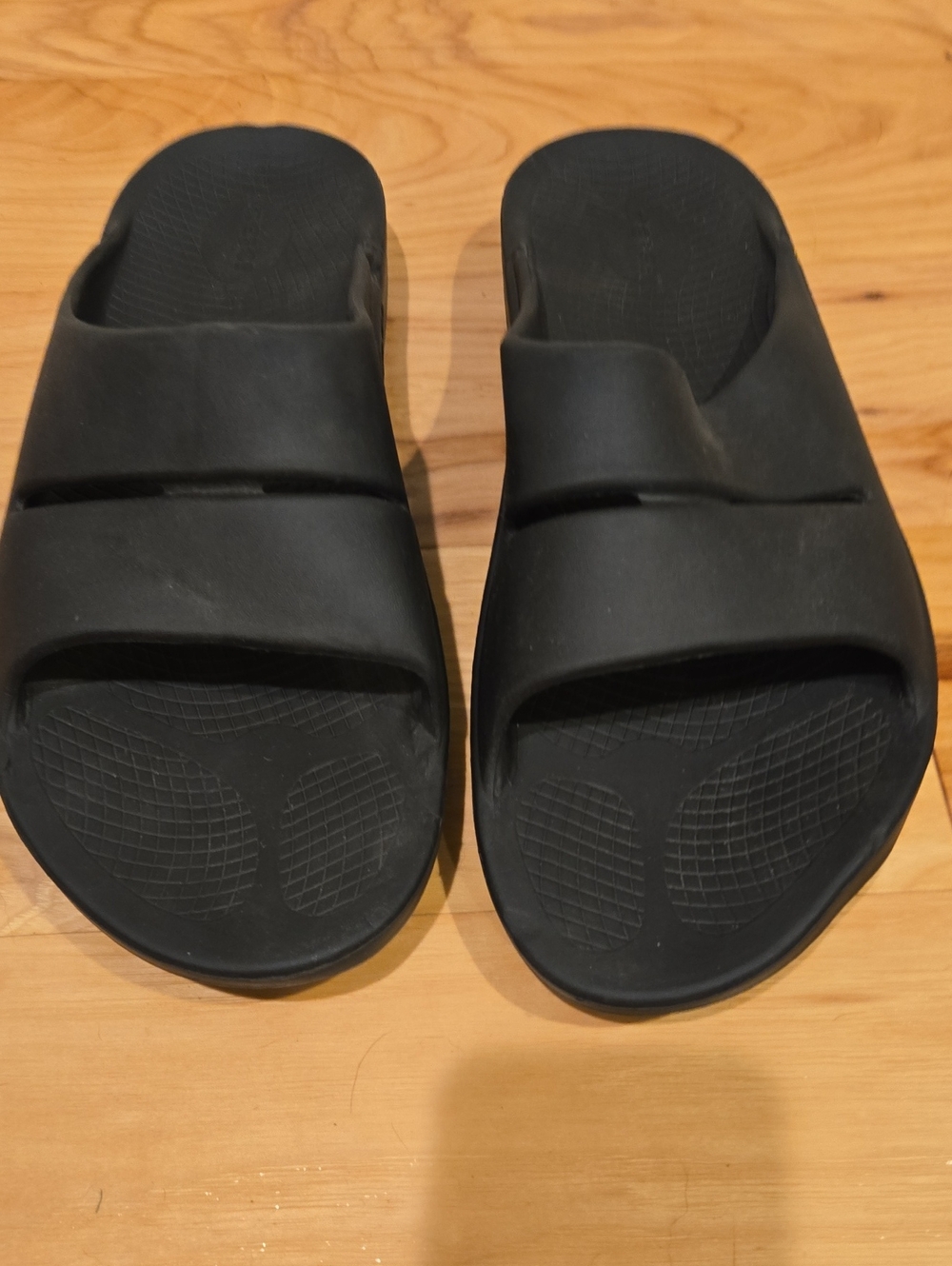 OOFOS Men's Black Slide Sandals Size:13